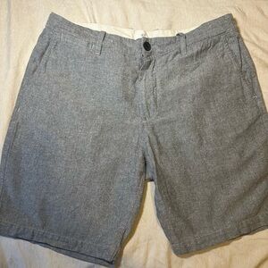 H&M Men's Light Gray Flat Front Shorts
